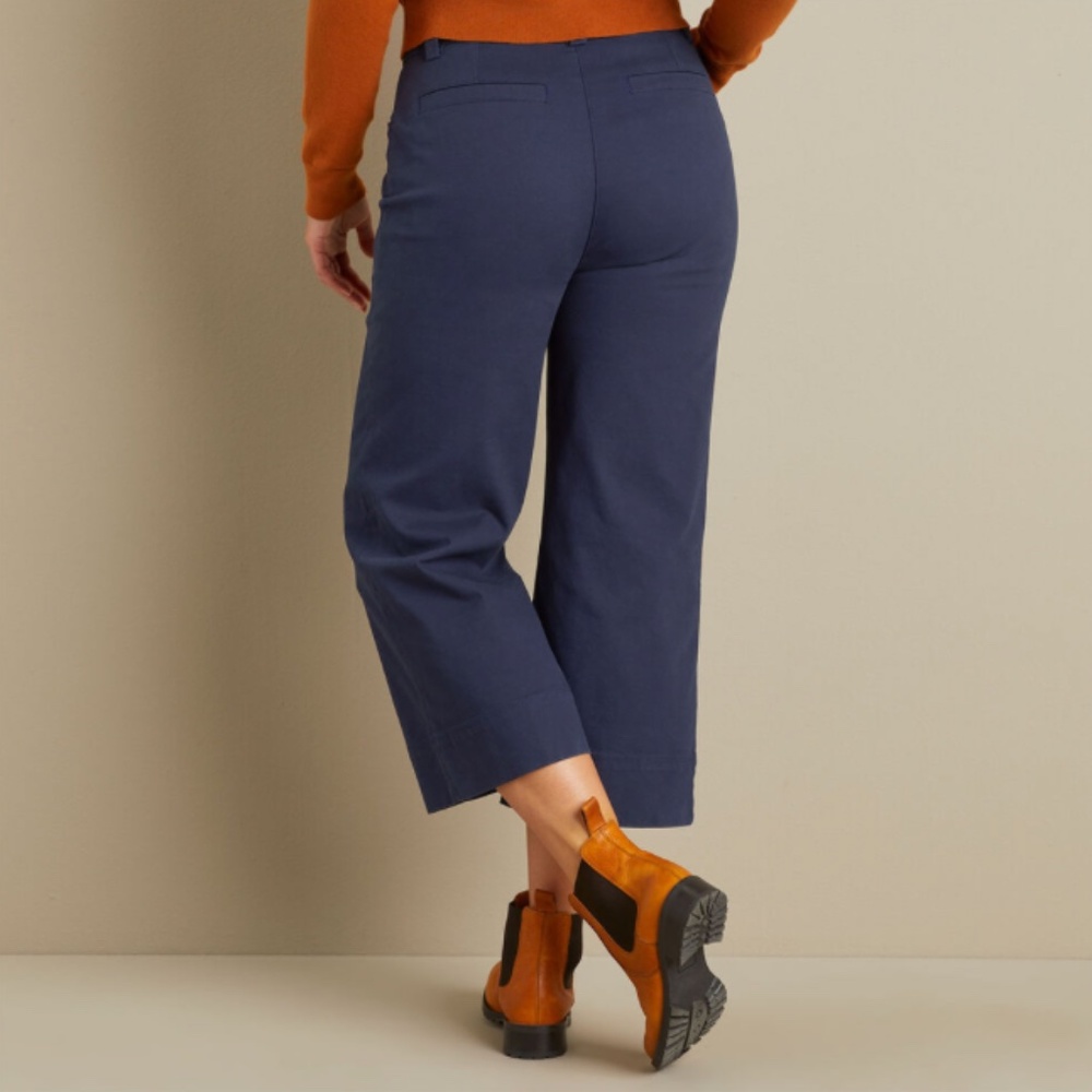Duluth Trading Co. Workday Warrior Chino Wide Leg Crop Pants Navy. Size 2. - Picture 5 of 6